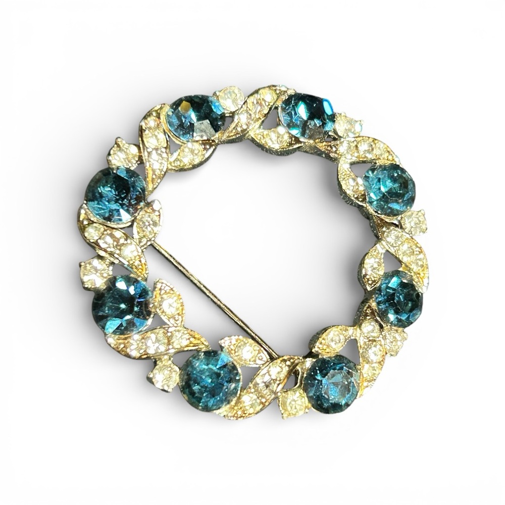 Vintage Blue Rhinestone Wreath Brooch Silver Tone Round Circle Pin